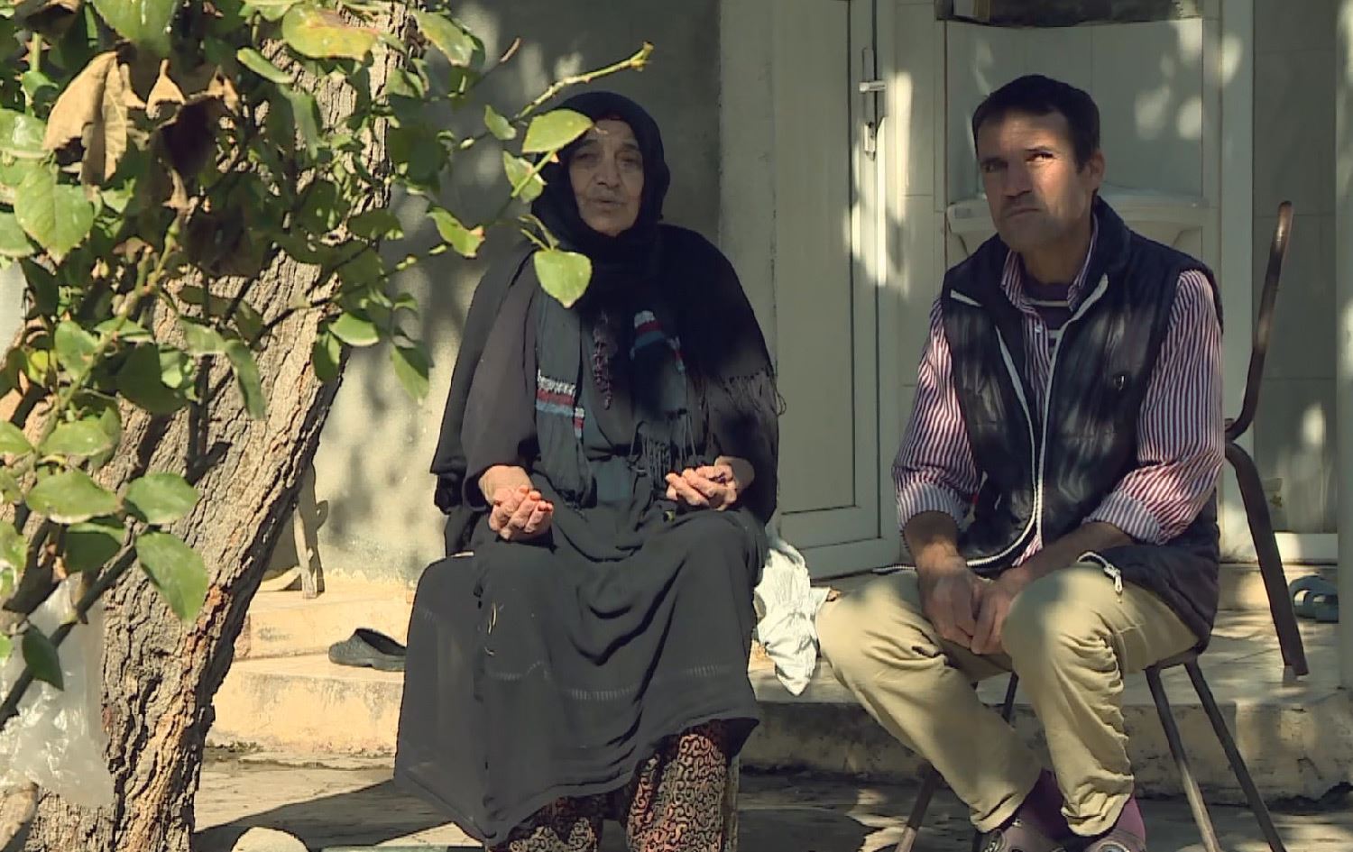 لە ماڵی ژنێکی 79 ساڵ 'دزێک' 51 مسقاڵ زێڕ و 30 ملیۆن دینار دەدزێت