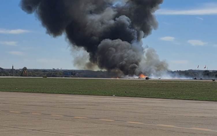 Du firoke li esman li hev qelibîn û teqiyan