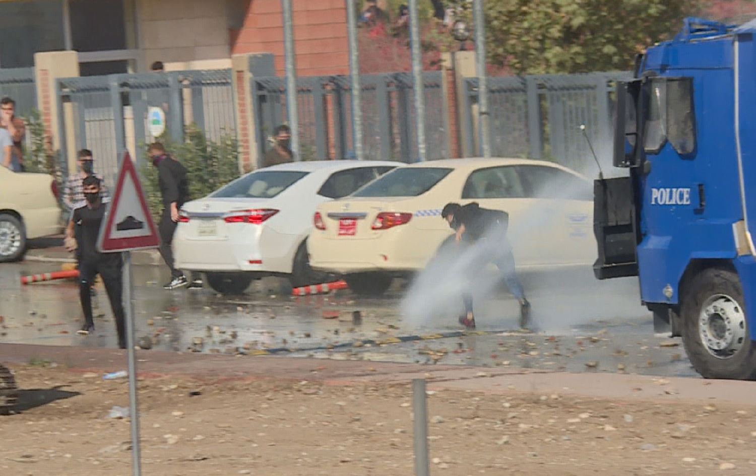 بەشێک لە خوێندکارانی زانکۆی سلێمانی داوای دەرماڵە دەکەن؛ "خوێندکار هەیە رۆژانە 250 دیناری پێیە"