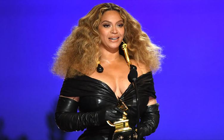 بیۆنسێ بۆ زۆرترین خەڵاتی گرامی بەربژێر دەکرێت