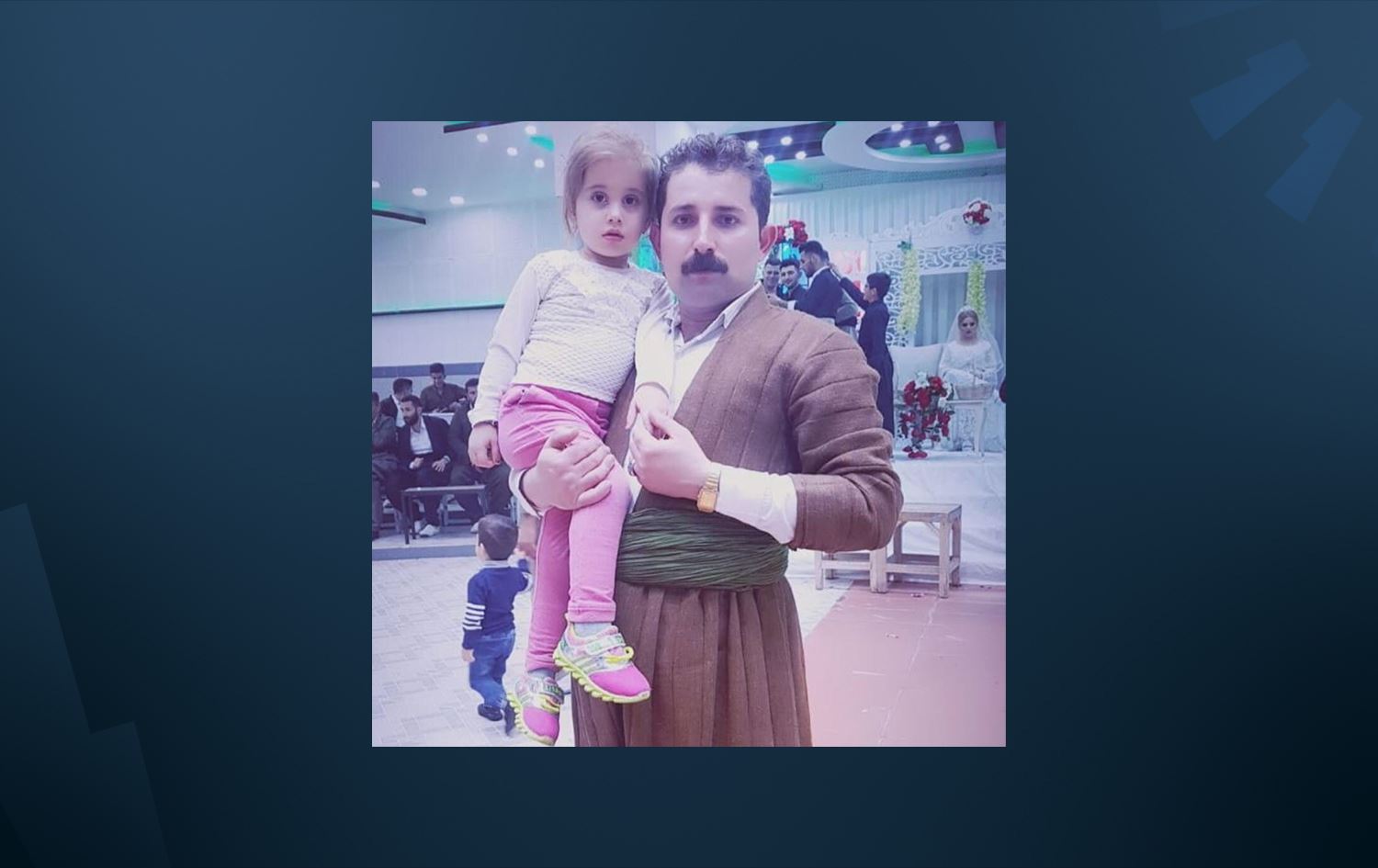 لە مهاباد تەرمی خۆپێشاندەرێک بە خاک سپێردرا