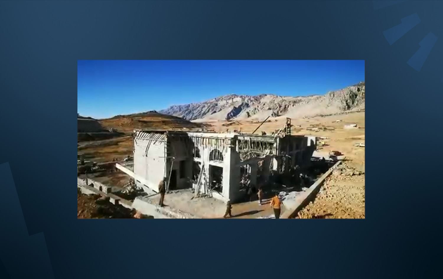 لە شیلادزێ بەهۆی رووخانی باڵەخانەی مزگەوتێک سێ کرێکار بریندار بوون