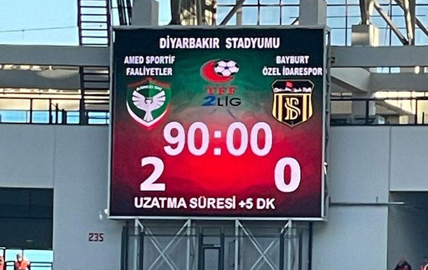 Amedsporê pêşengiya grûpê ji Şanliurfasporê stand