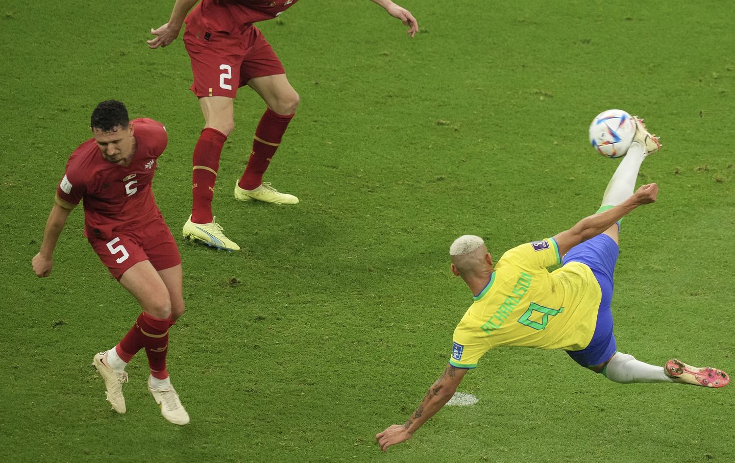 Brezîlya bi 2-0 ji Sirbistanê bir