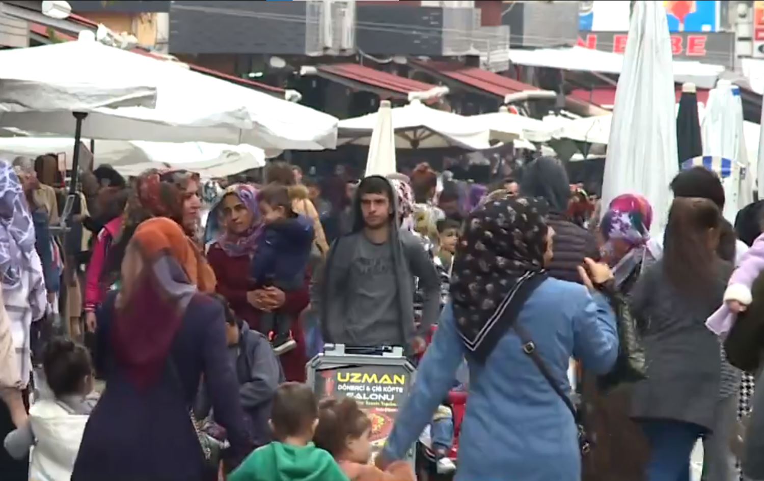 Hejmara kesên ku îcra li ser wan heye gihîşte 25 milyon kesan