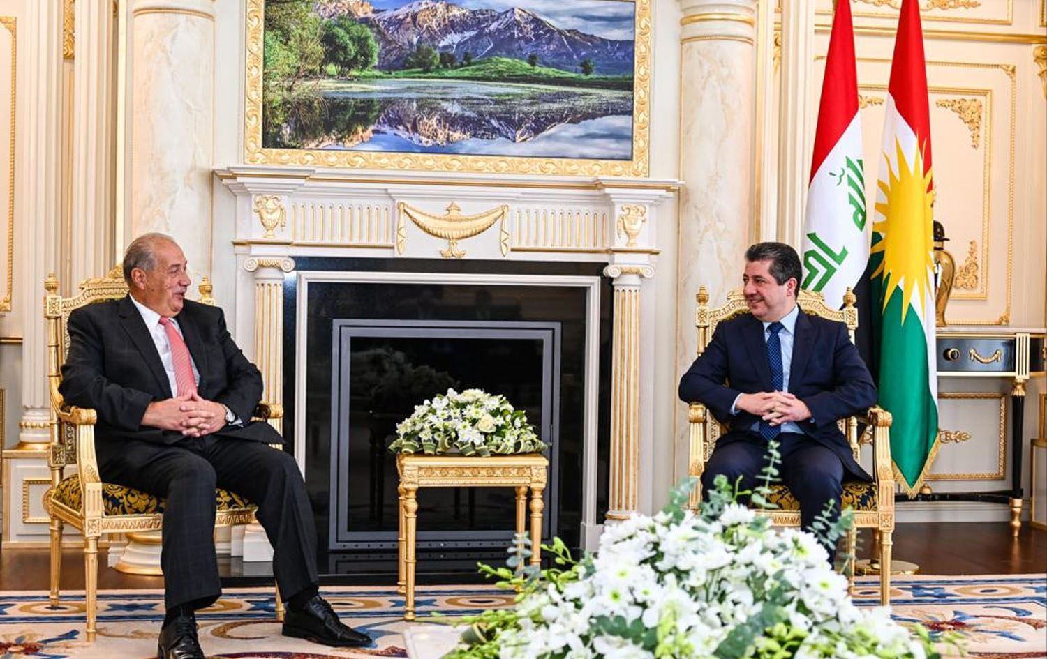 Mesrûr Barzanî pêşwazî li şandeke pilebilind a Keldaniyan kir