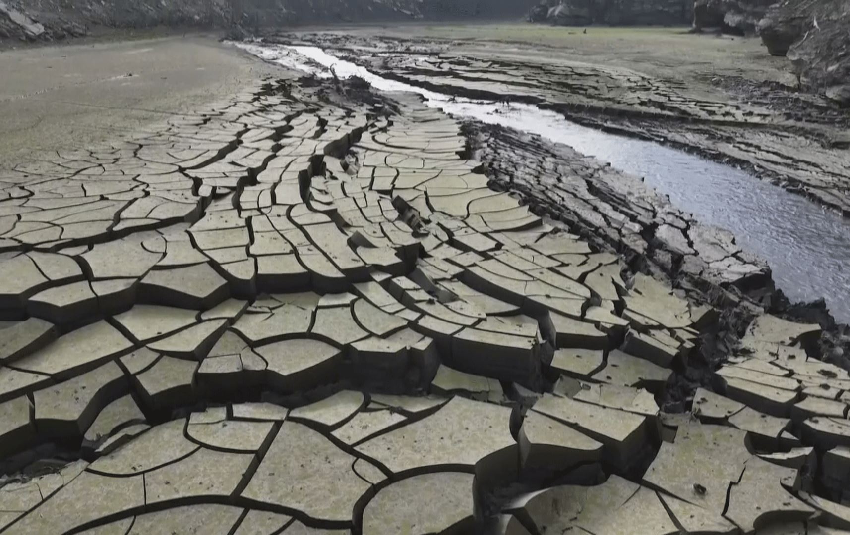 وەزارەتی ئیکۆلۆجیی ئیسپانیا: یەدەگی ئاوی هەرێمی کەتەلۆنیا ئێستا تەنیا 34%ی ماوە