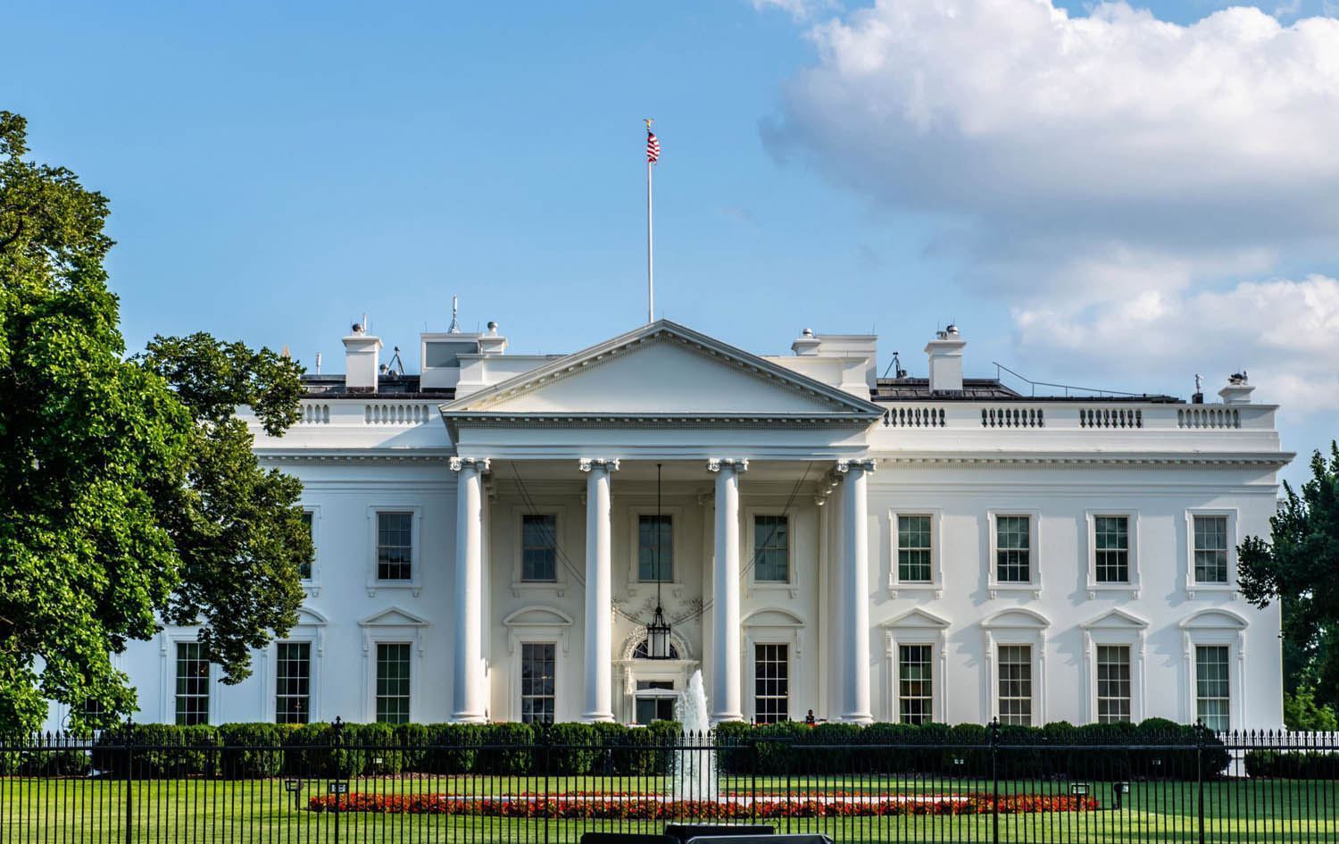 کۆشکی سپی: چاودێریی گۆڕانکارییەکانی تویتەر لەلایەن مەسکەوە دەکەین