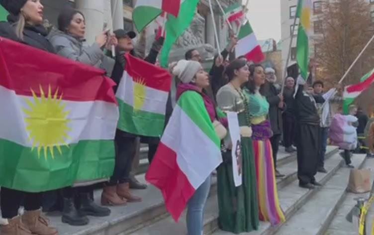 Li pêşiya Koşka Spî 11 hefte ne xwepêşandan tê kirin