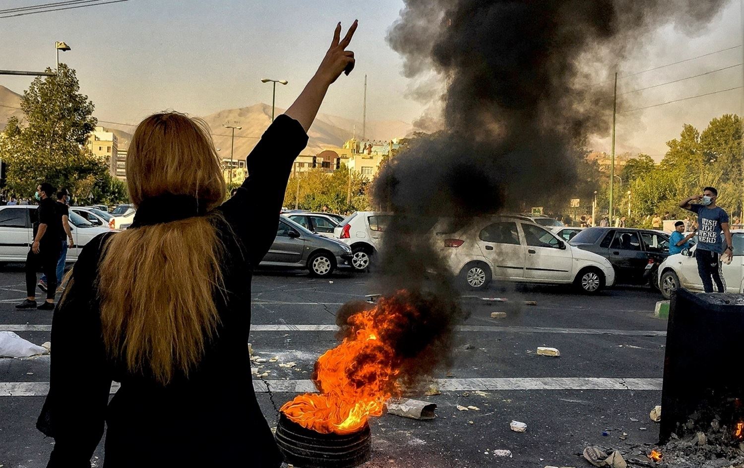 Xwepêşandan bûne sedema ragirtina gotûbêjên etomî yên navbera Amerîka û Îranê