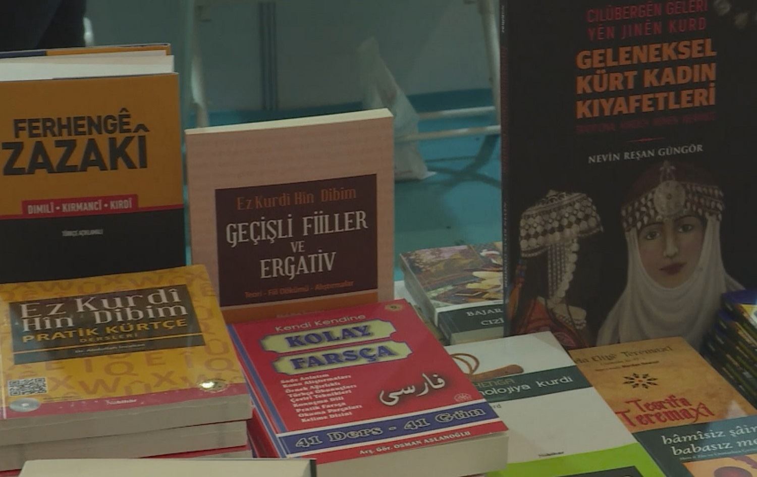 Weşanxaneyên Kurdî ji ber krîza aborî nikarin tevlî pêşangeha Rihayê bibin