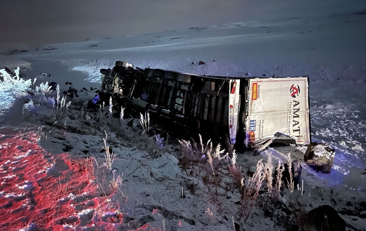 Li Erdexanê di du bûyerên trafîkê de sê kes birîndar bûn
