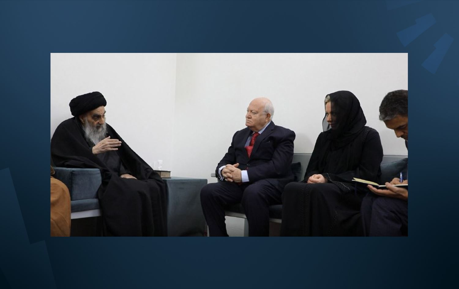 پلاسخارت سەردانی نەجەف دەکات و لەگەڵ سیستانی کۆدەبێتەوە