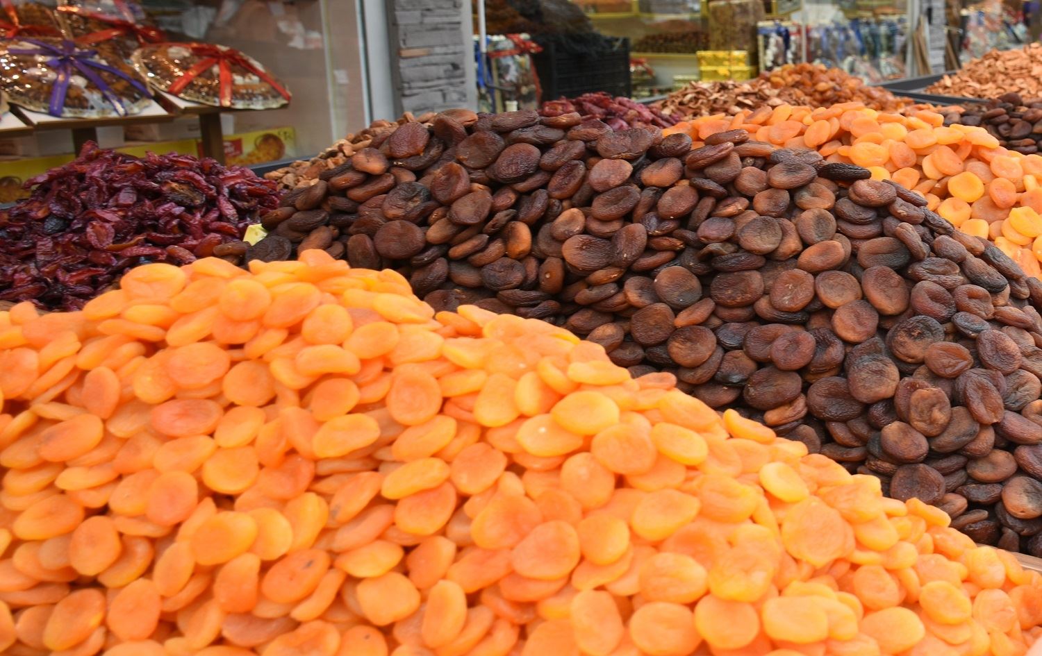 Ji Meletiyê bi bihayê 350 milyon dolaran qeysî hatin hinardekirin