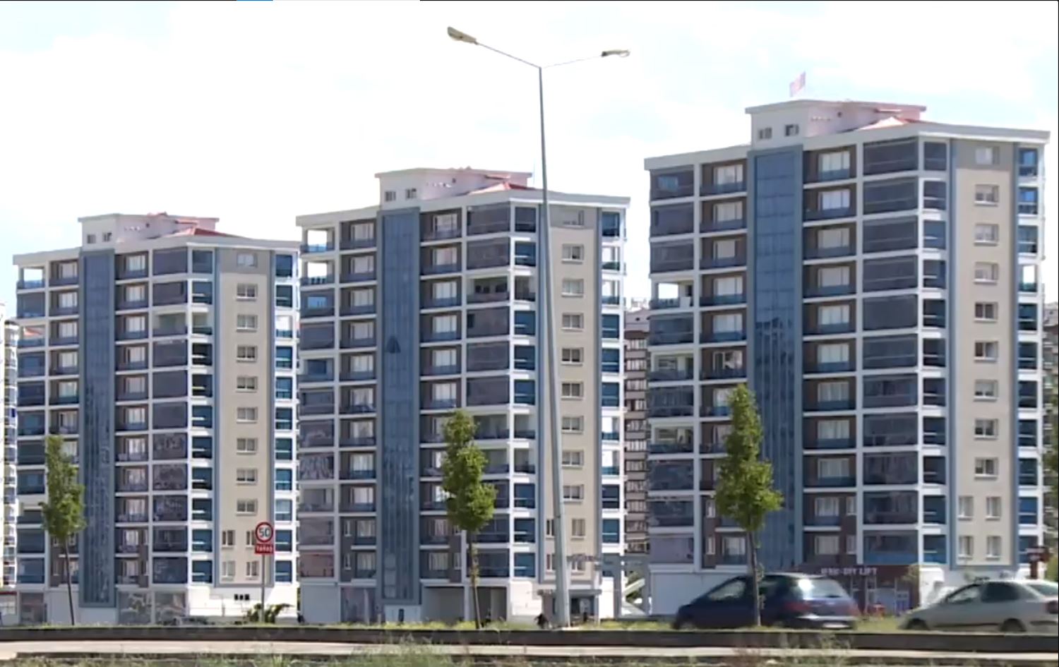 Qeyrana aboriyê bandoreke mezin li kirêciyên Bakurê Kurdistanê kiriye