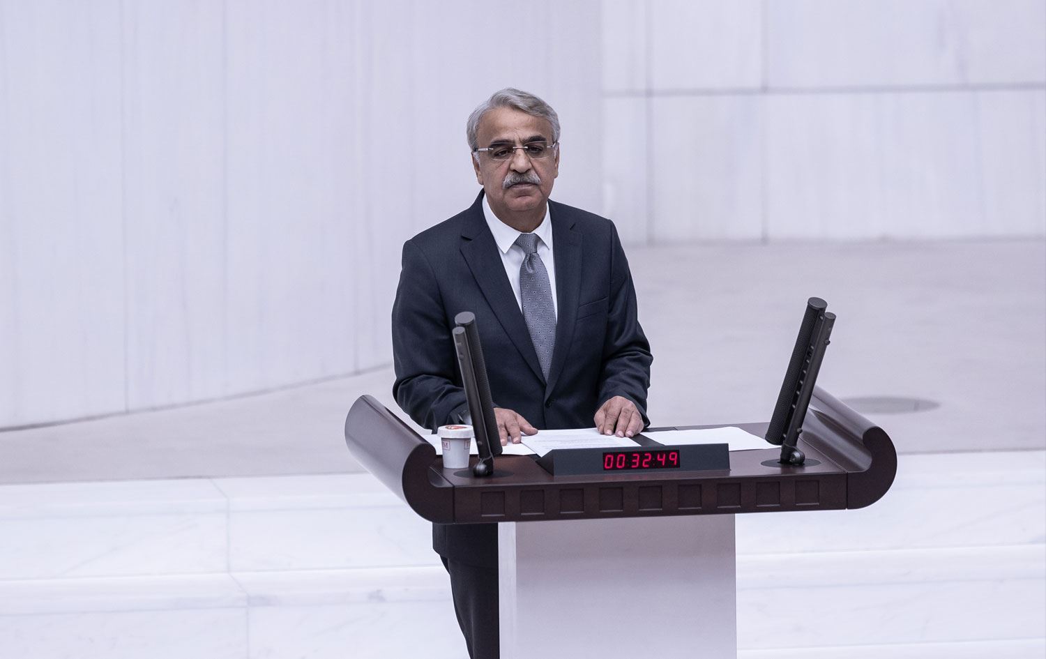 Mithat Sancar: Berbijêrê ku em piştevaniya wî bikin dê bi ser bikeve