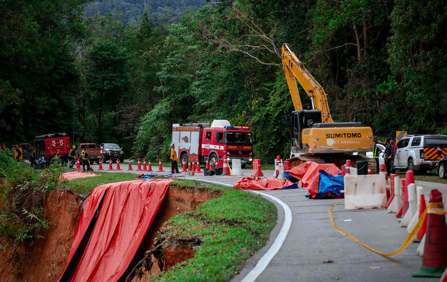 Kamp alanında heyelan: 16 ölü, 17 kayıp!