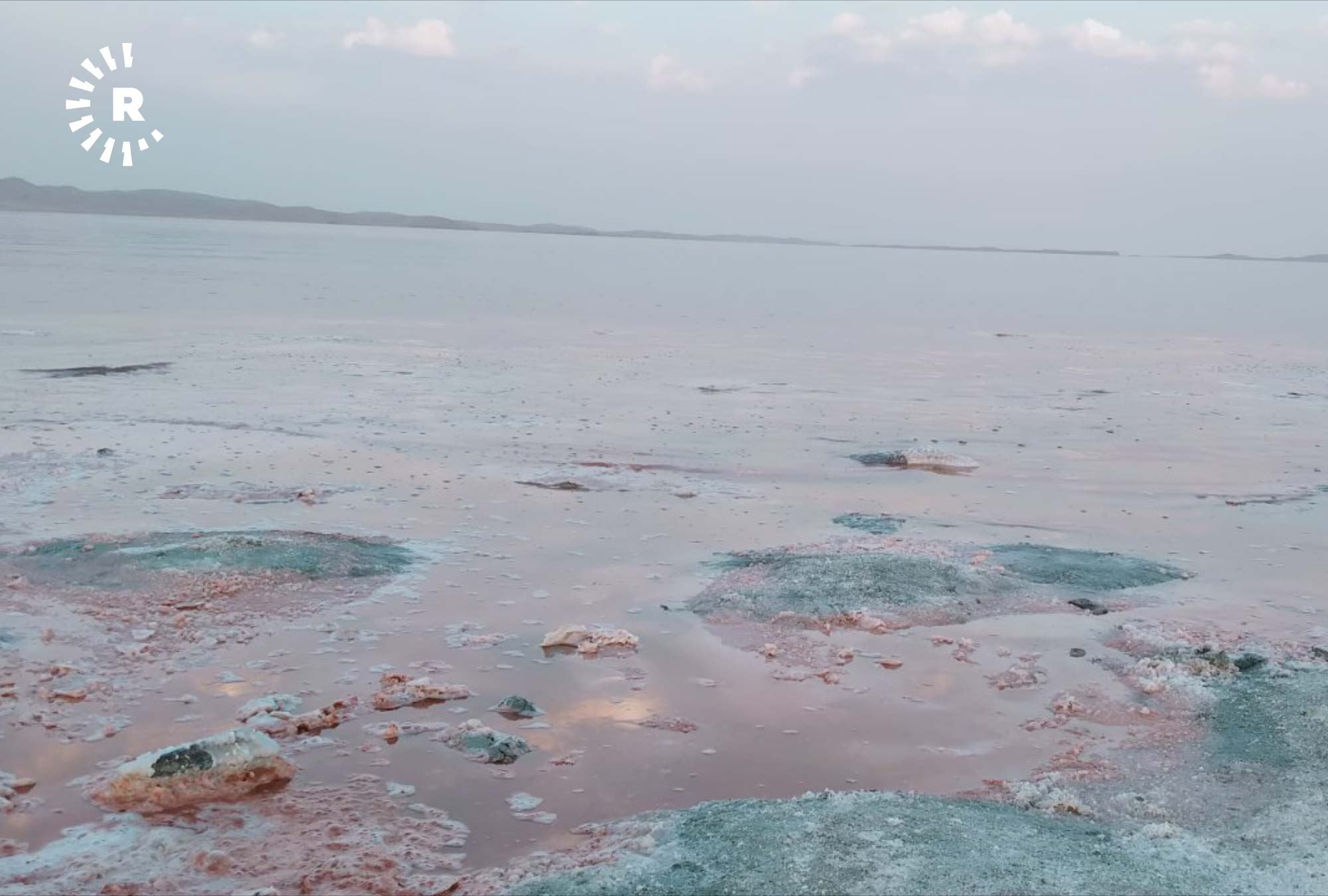 پاراستنی ژینگەی ئێران: مەترسی هەیە دەریاچەی ورمێ ببێتە گۆماوێکی وەرزی