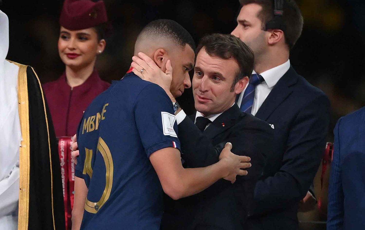 ماکرۆن بۆ هەڵبژاردەی فەرەنسا: هەوادارانی فەرەنساتان لە جیهاندا خۆشحاڵ کرد