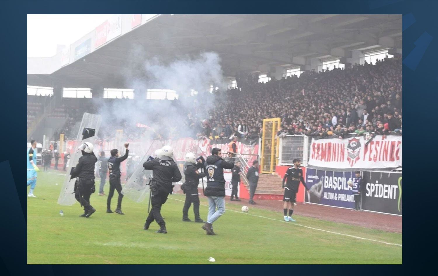 Ji ber aloziyan pêşbirka Batman Petrolspor-Şanliurfasporê hat betalkirin