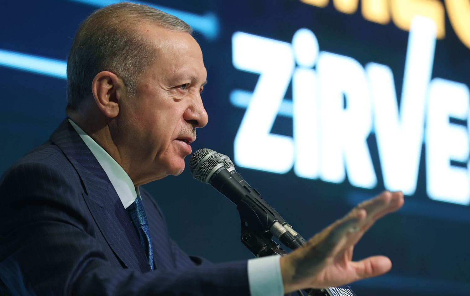 ئەردۆغان: بەرەنگاری LGBT دەبینەوە