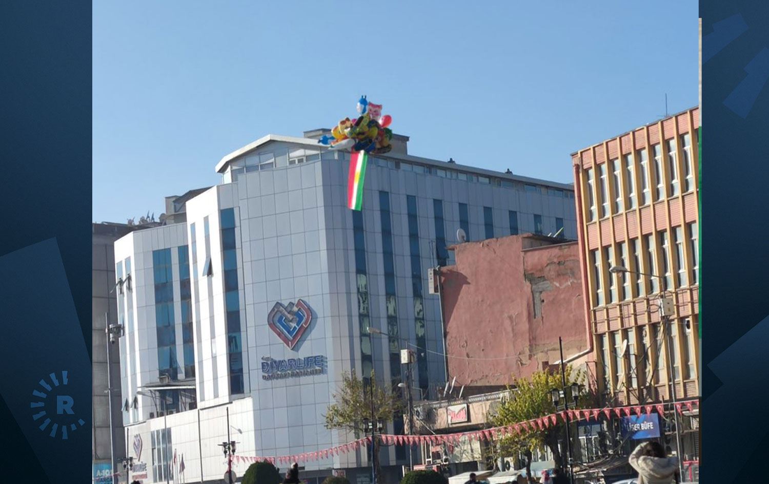 Kürdistan Bayrağı gözaltıları: Timurtaş ve Pirani serbest bırakıldı