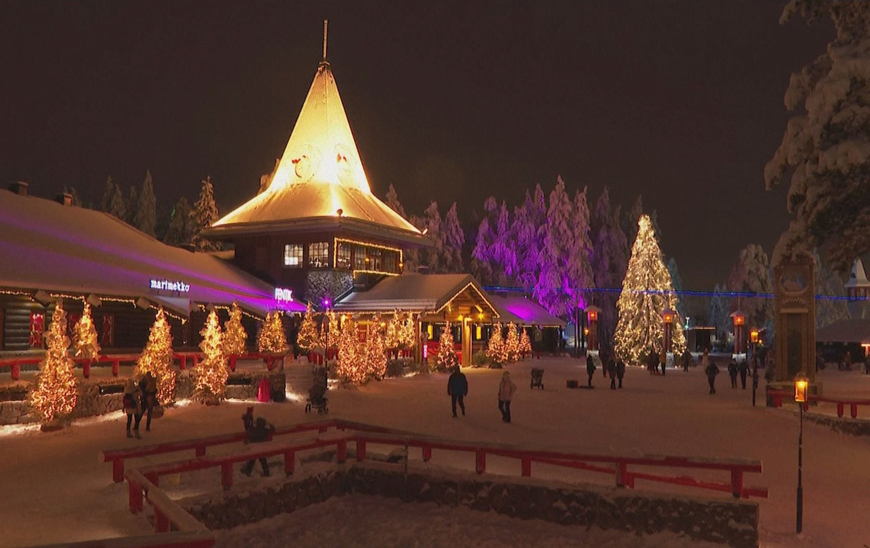 کریستیانەکانی جیهان خۆیان بۆ کریسمس ئامادە دەکەن