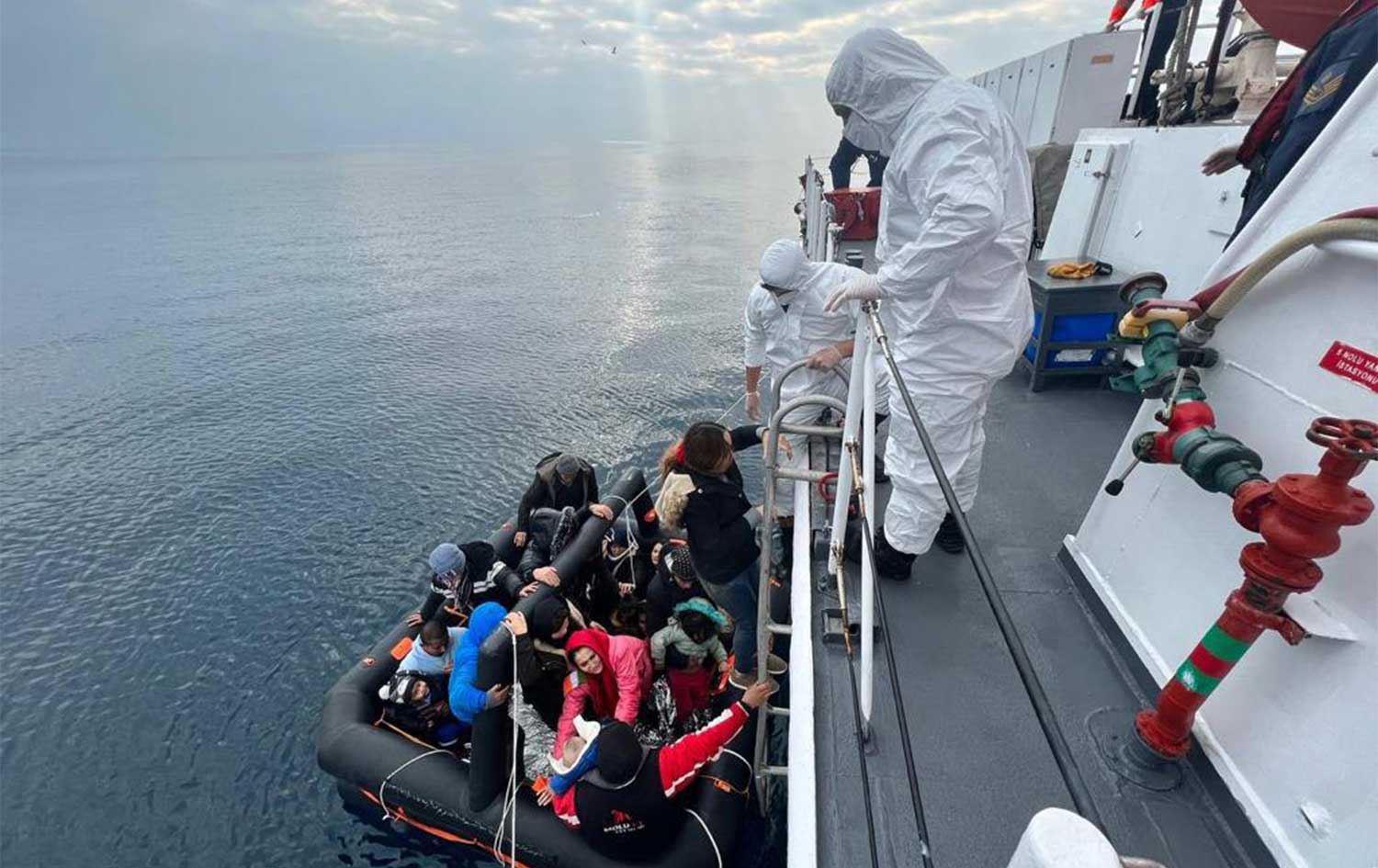 243 کۆچبەر لە دەریای ئیجە دەستگیرکران