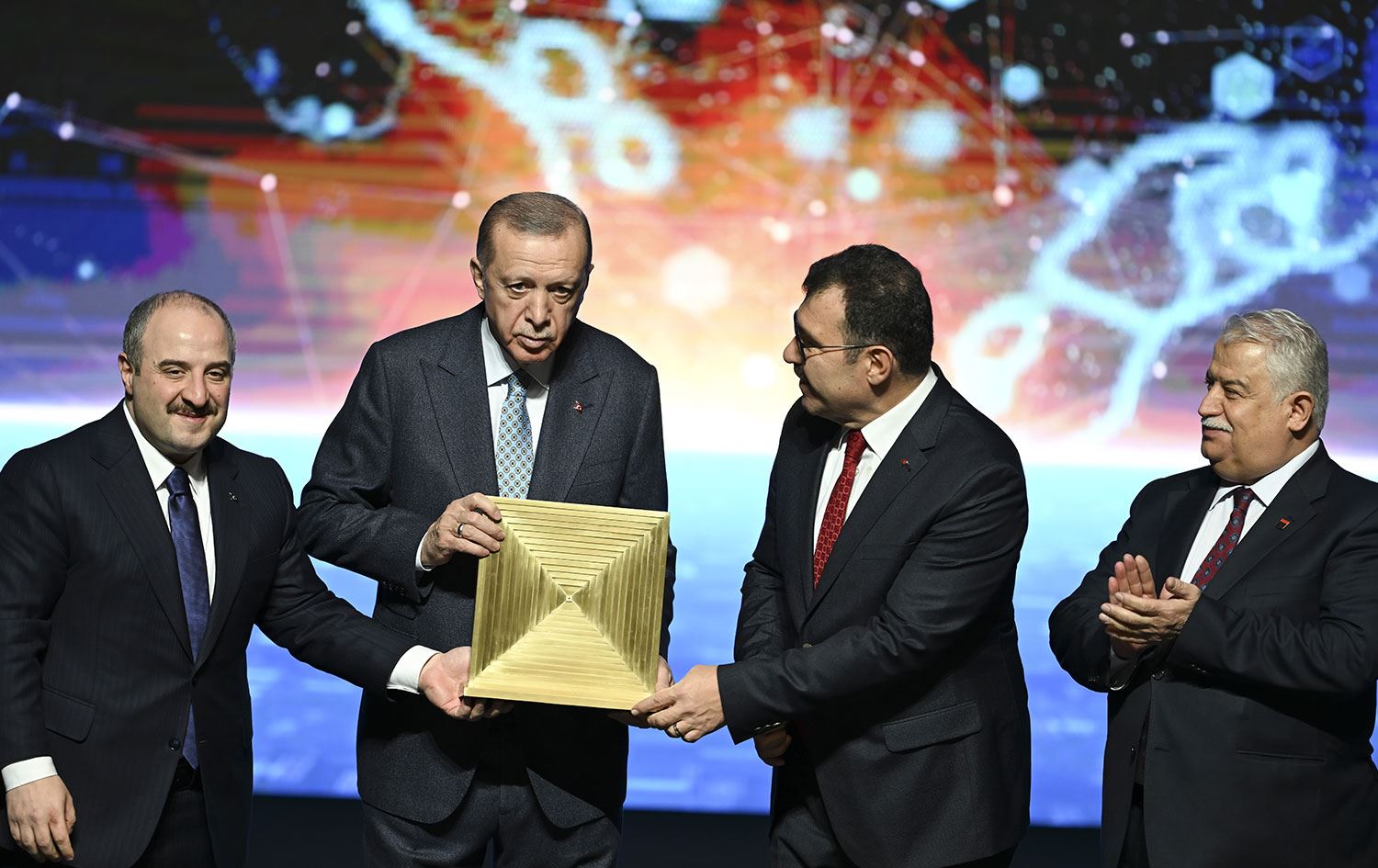 Erdoğan TÜBİTAK ödülleri törenine katıldı