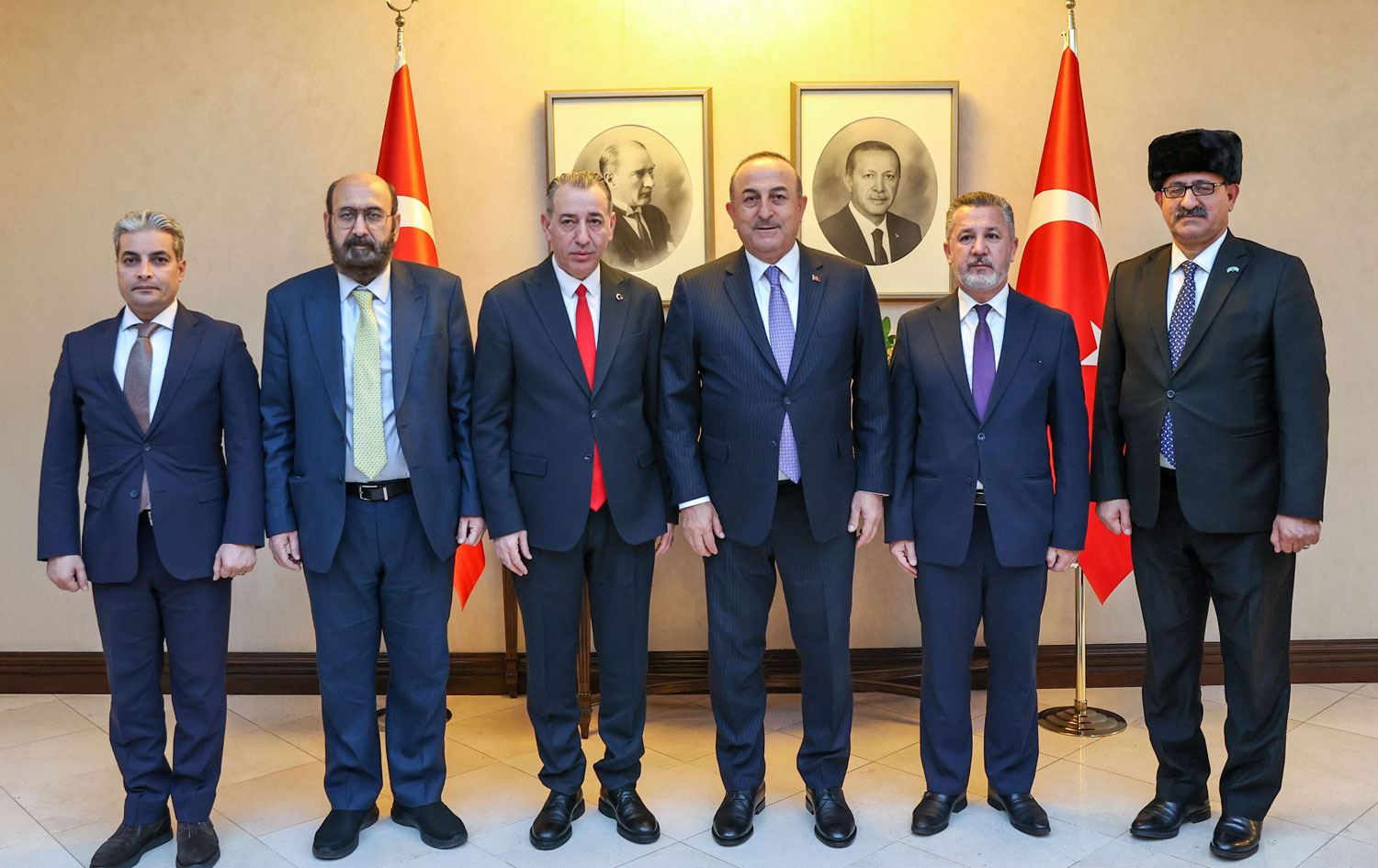 Çavuşoğlu ile görüşen Ezidi Miri’nden 'Şengal Anlaşması' çağrısı