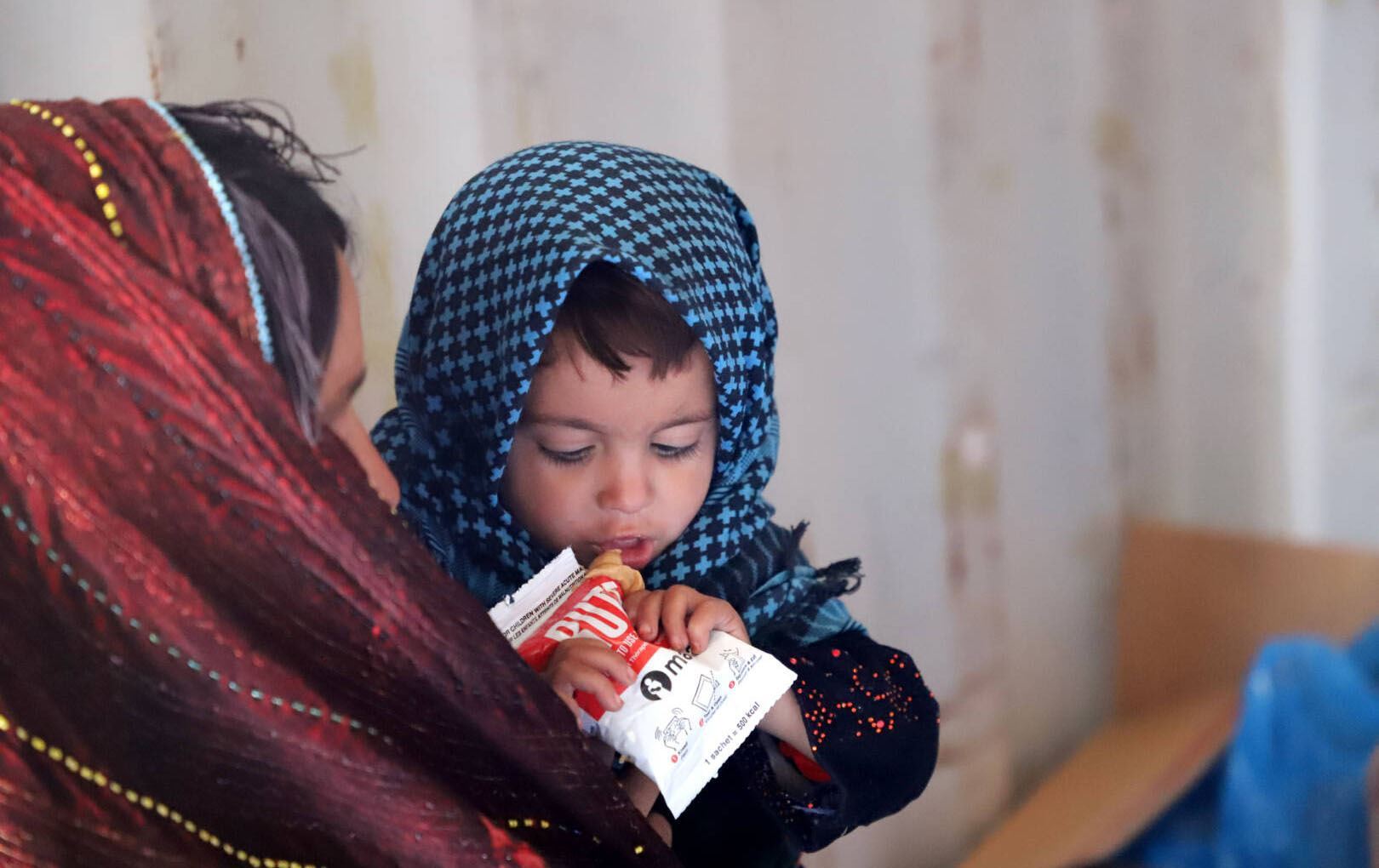 Li cîhanê birçîbûn zêde bûye; 'hin malbatên Efxanistanî zarokên xwe firotine'