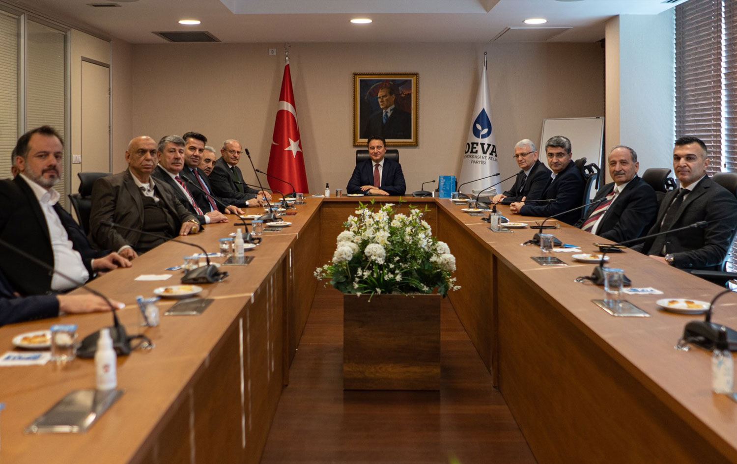 Aşiretler Federasyonu’ndan Babacan ve Davutoğlu’na ziyaret