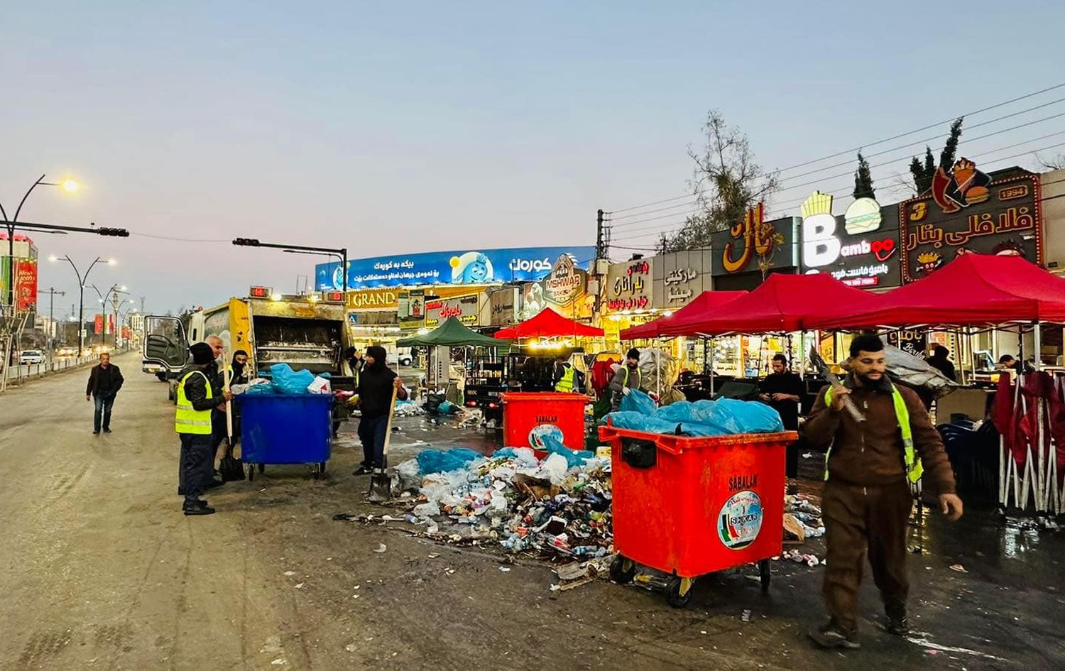 شارەوانیی سلێمانی: ئەمڕۆ نزیکەی 2 هەزار تۆن زبڵ و خاشاکمان کۆکردووەتەوە