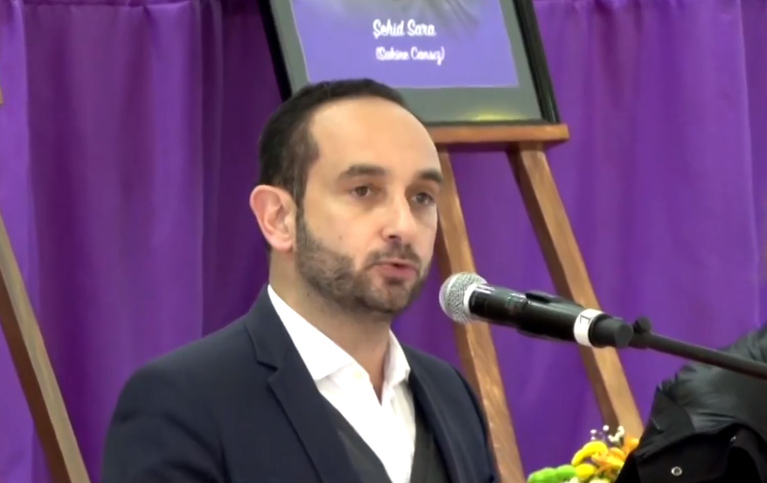 Serokê Şaredariya Sarcelles a Fransayê hevsoziya xwe ji bo Kurdan anî ziman