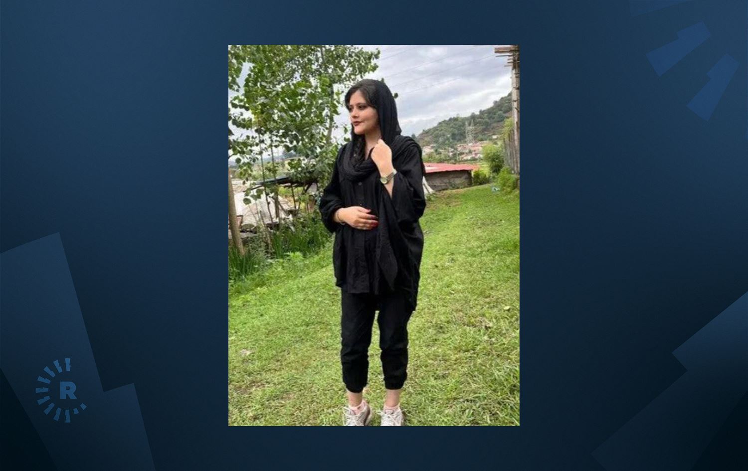 Jina Emini pankartına 6 yıl ceza