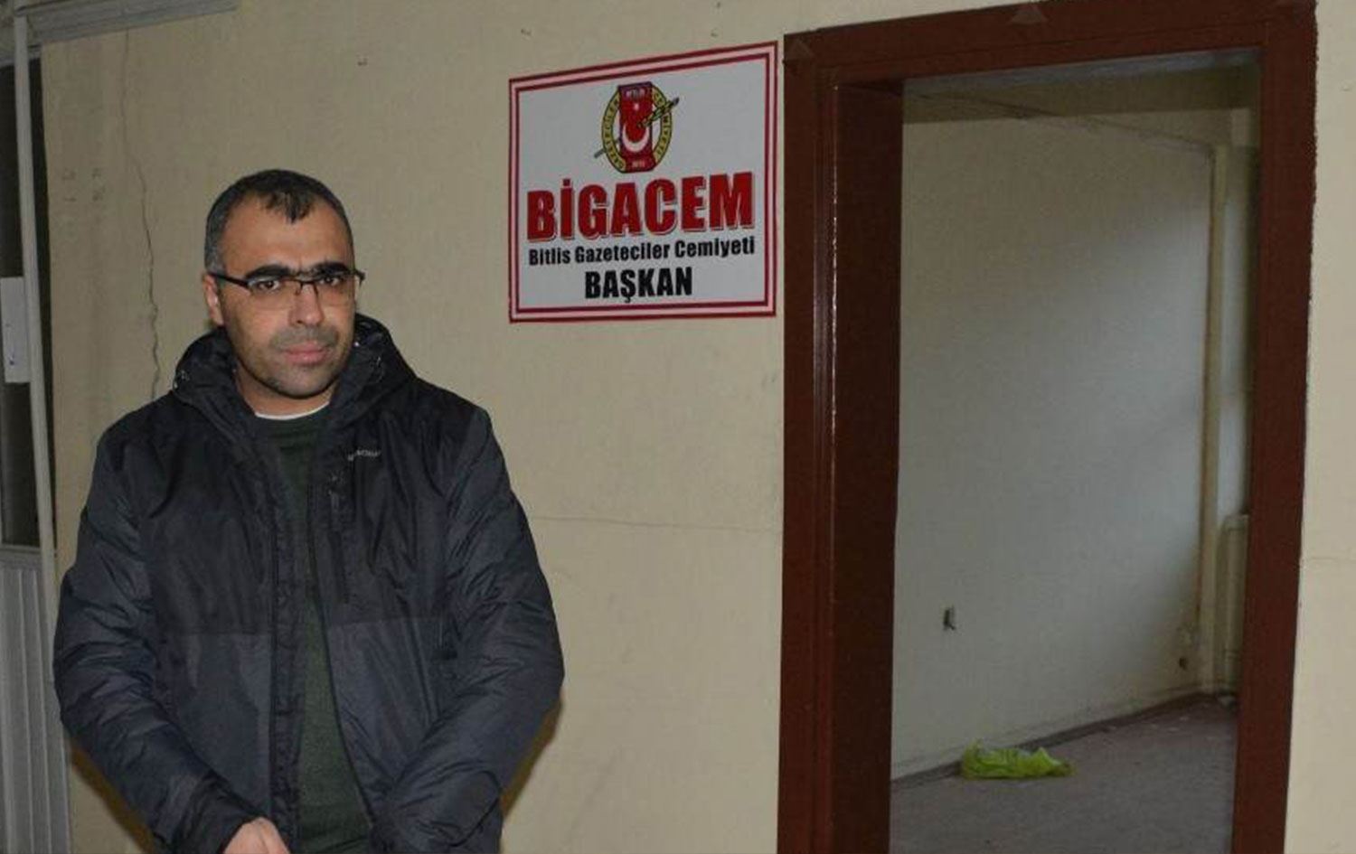 Bitlis'te 'pes' dedirten hırsızlık: Kapıyı bile çaldılar!