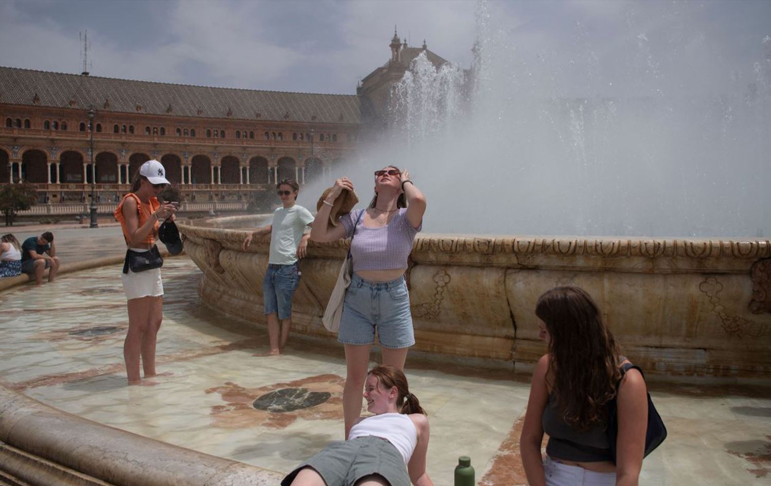 کەشناسیی جیهانی: لەگەڵ هاتنی ساڵی نوێدا ئەوروپا ریکۆردێکی نوێی پلەی گەرمای تۆمارکردووە