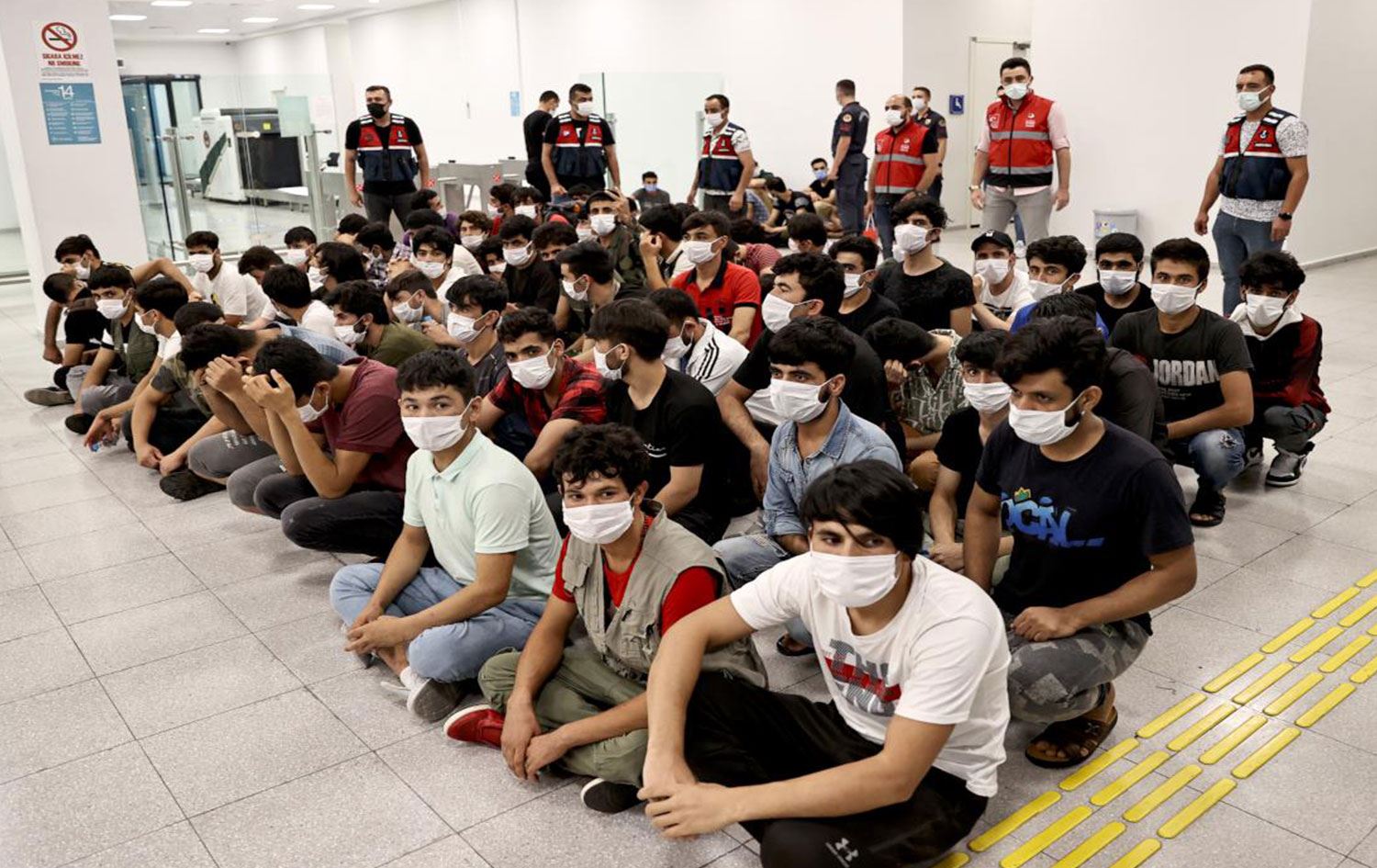 5 günde 1028 göçmen sınır dışı edildi