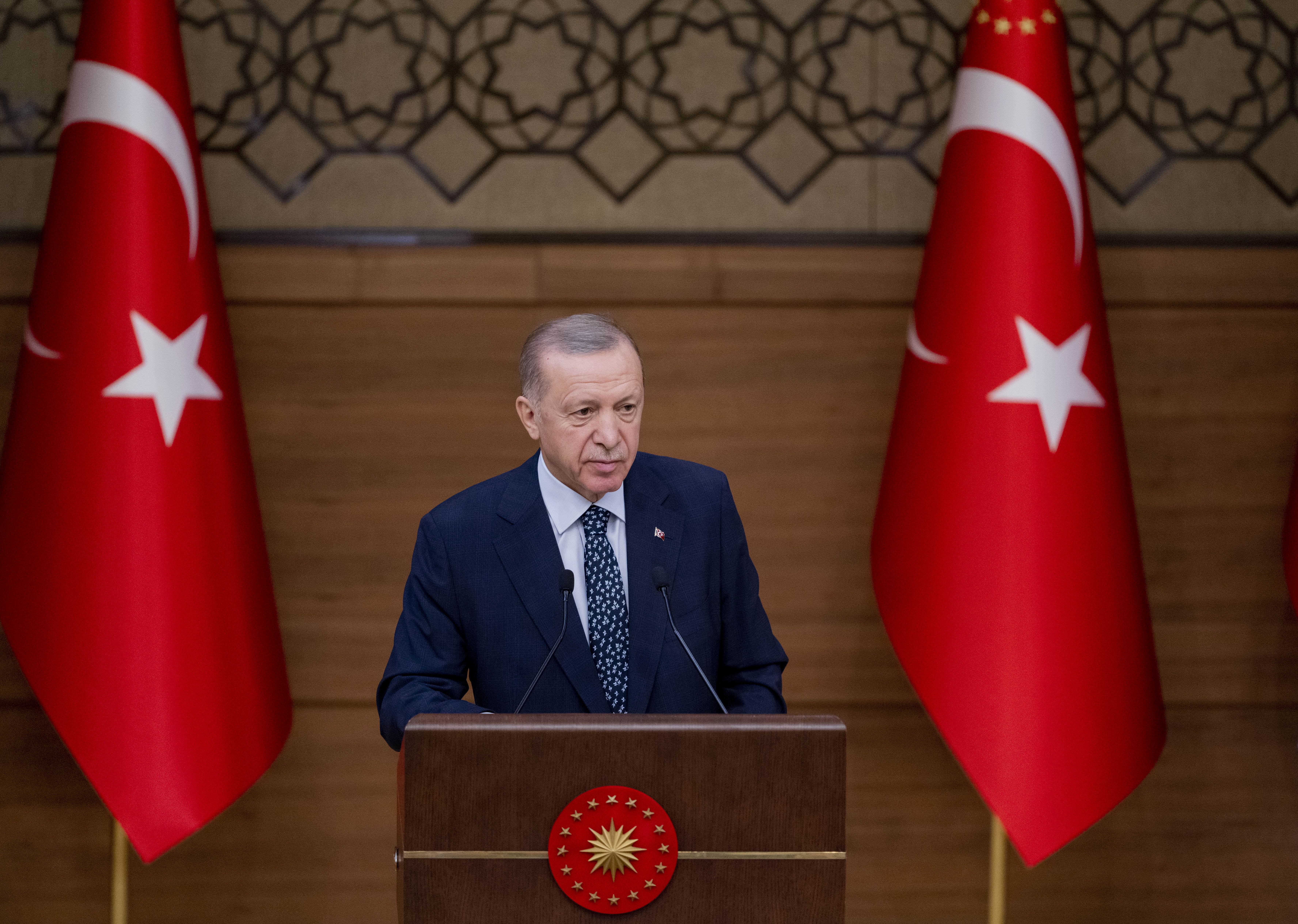 ئەردۆغان: 550 هەزار پەنابەری سووریایی بە ویستی خۆیان گەڕاونەتەوە