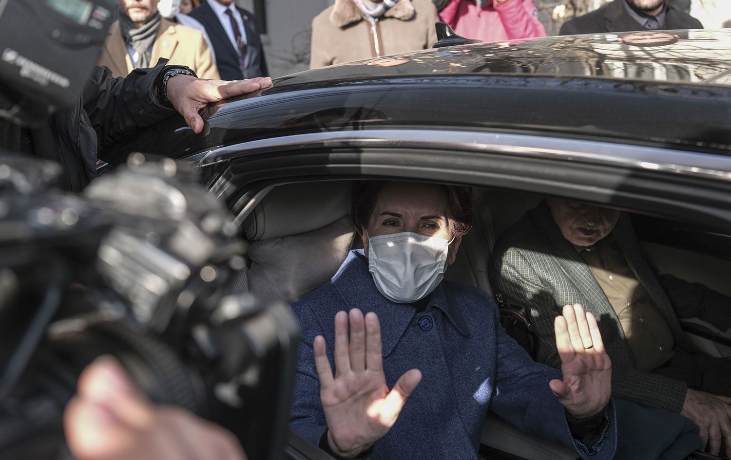 Meral Akşener taburcu edildi