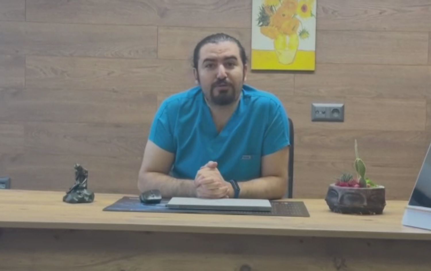 Pizîşkê Kurd: Ji bo parastina ziman pir giring e di dibistanan de Kurdî weke ders bê xwendin