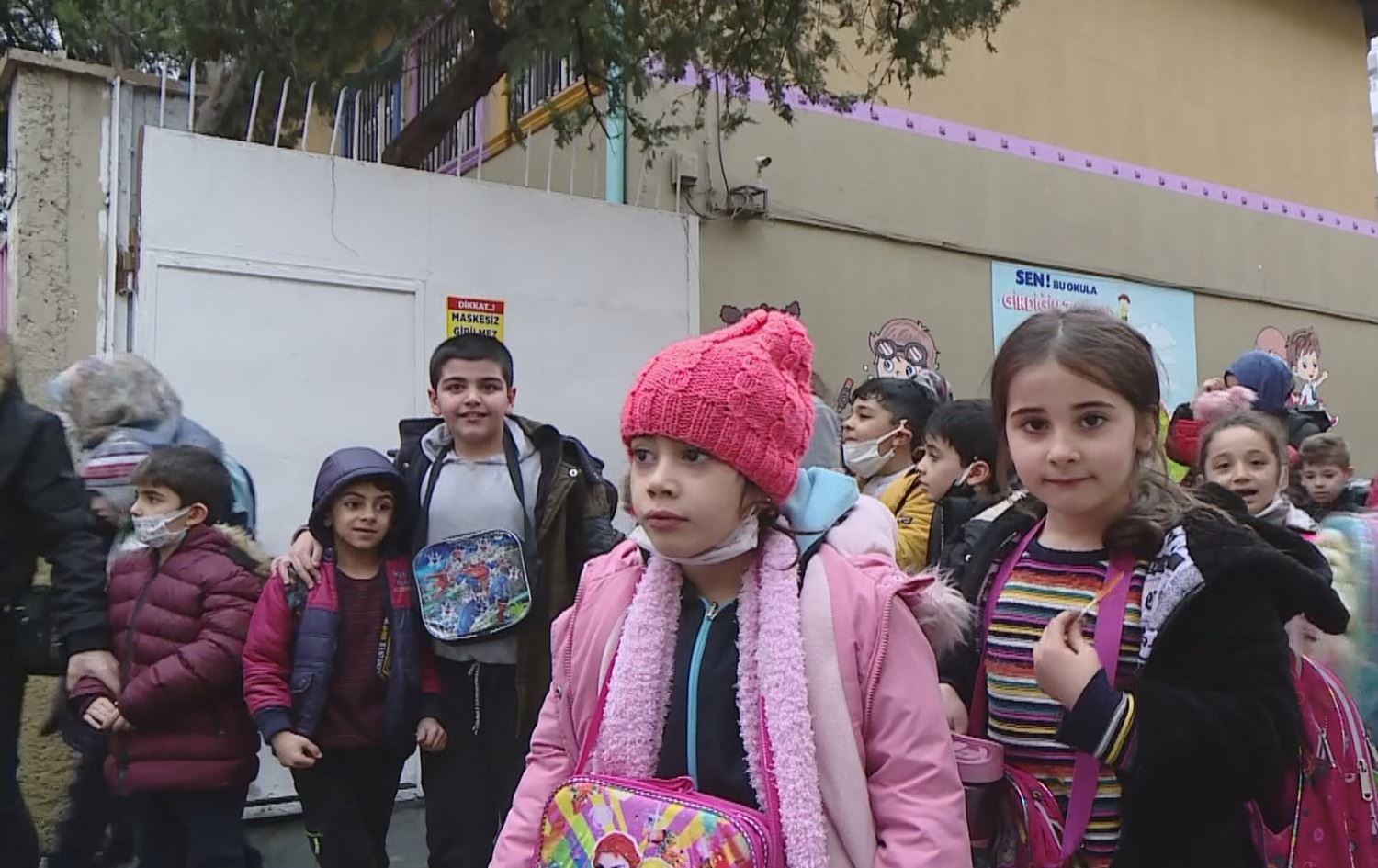 HEZKURDê li Nisêbînê 3 hezar belavok ji bo hilbijartina dersa Kurdî belav kirin