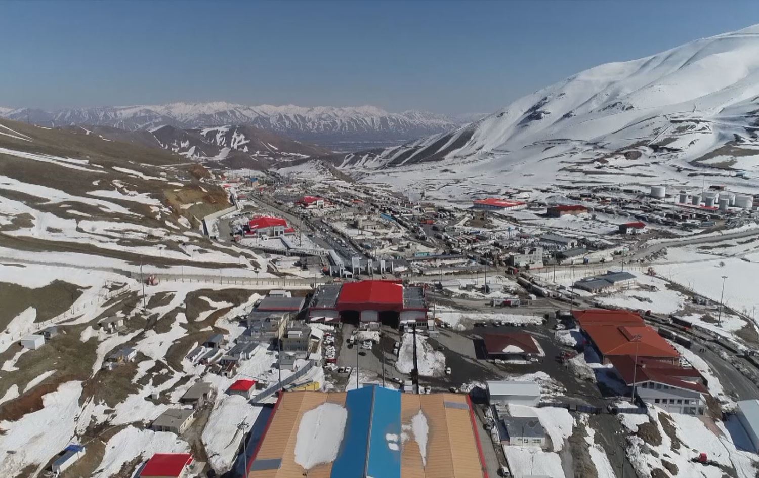حاجی ئۆمەران 24 کاژێر کارەبای هەیە: 'کارەبا نەبێت ساڵانە 15 بەرمیل نەوتمان دەوێت'