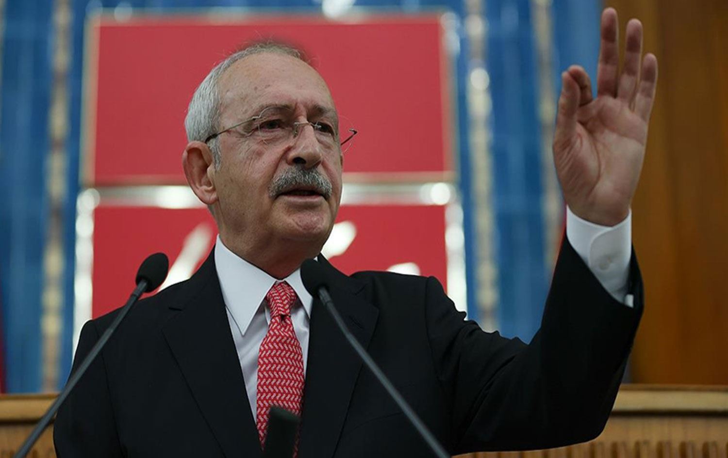Kılıçdaroğlu: Sizin önünüzde diz çöküp yaşamaktansa ayakta ölmeyi tercih ederim