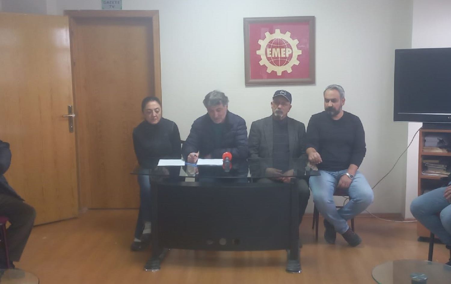 Partiya Kedê:  Astengiyên li pêşiya zimanê dayikê rakin