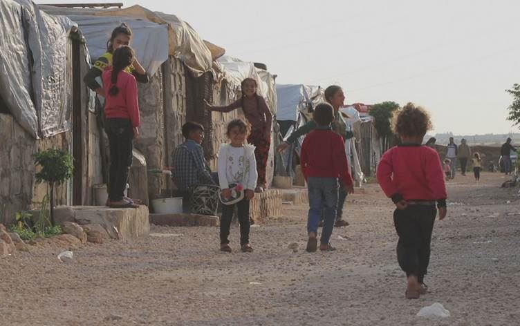 Şêxmûs Ehmed: Nexweşî li kampan belav bûne û ti alîkariyên navdewletî nehatine