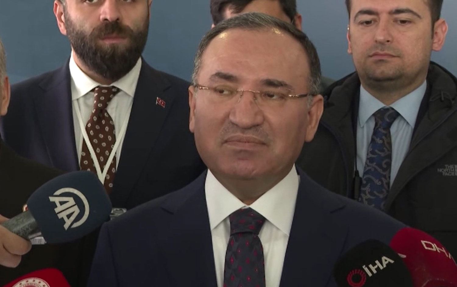 Bozdağ: Cumhurbaşkanımızın adaylığı önünde hiçbir engel yoktur