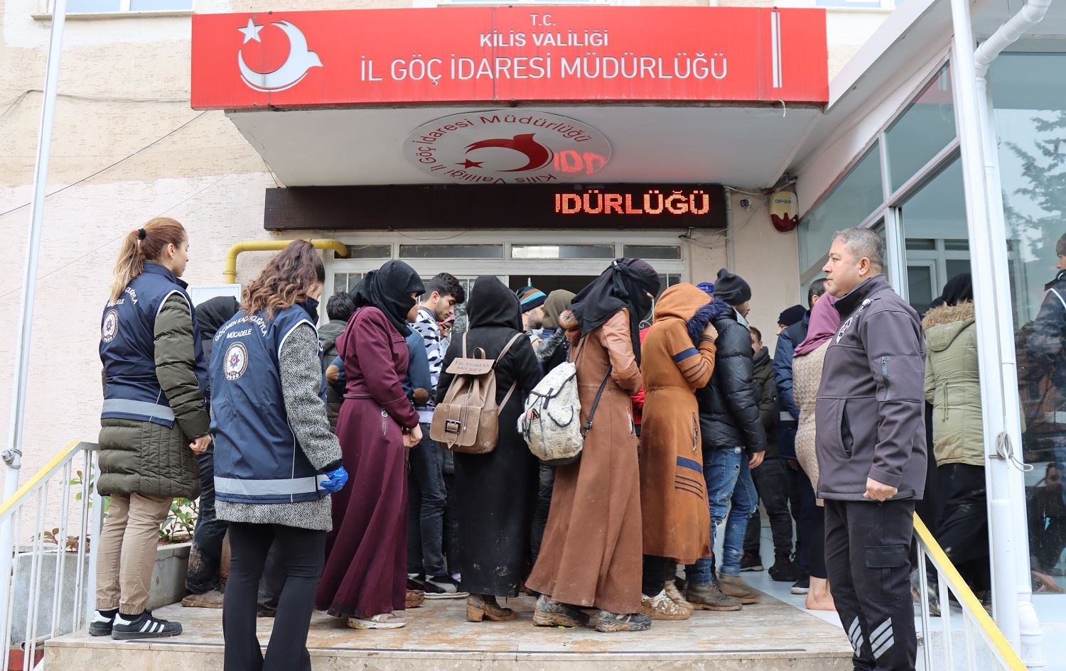 Li Kilîsê 50 koçberên Sûriyeyî hatin desteserkirin