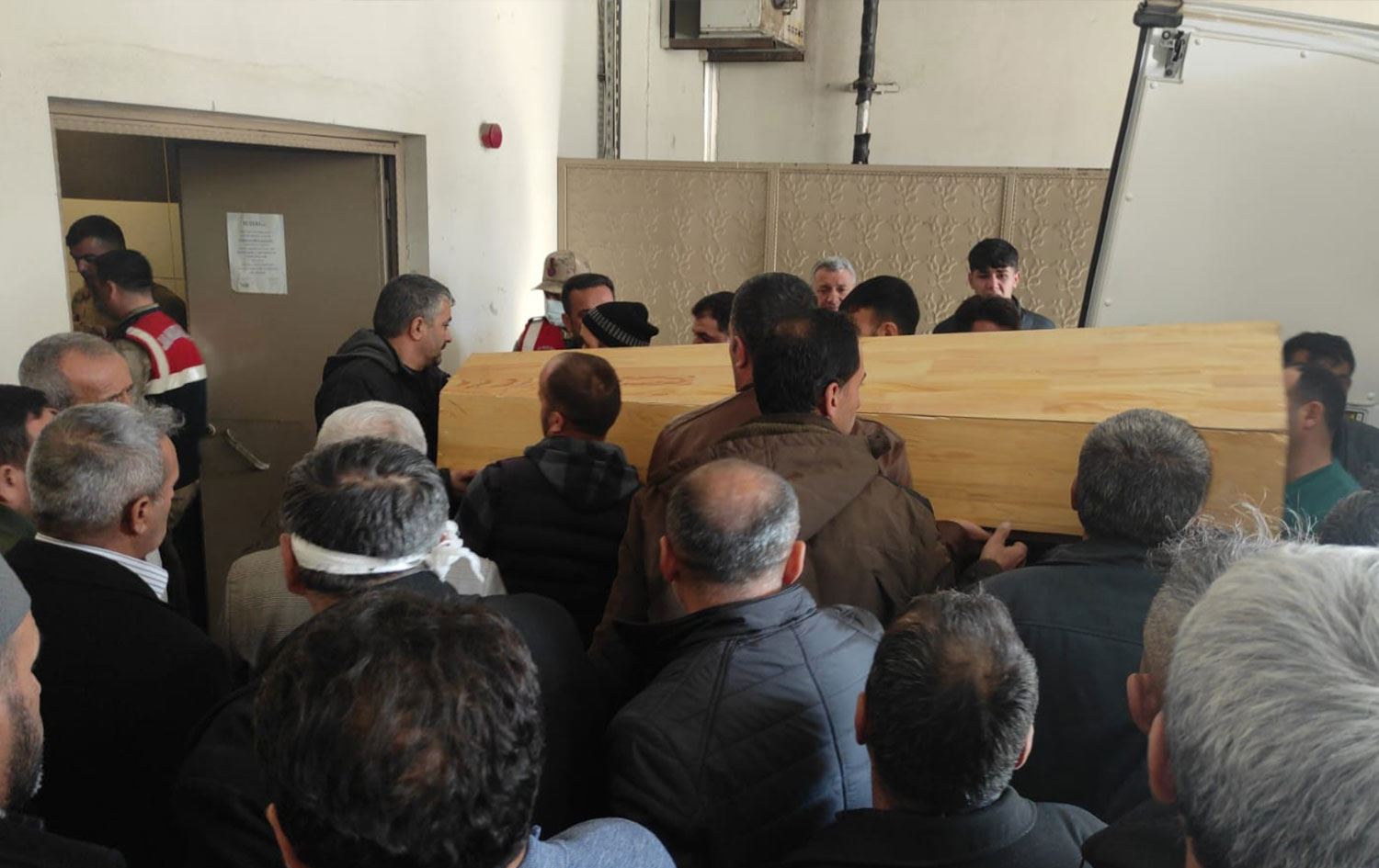 Siirt-Eruh’ta korucular arasında bıçaklı kavga: 1 ölü