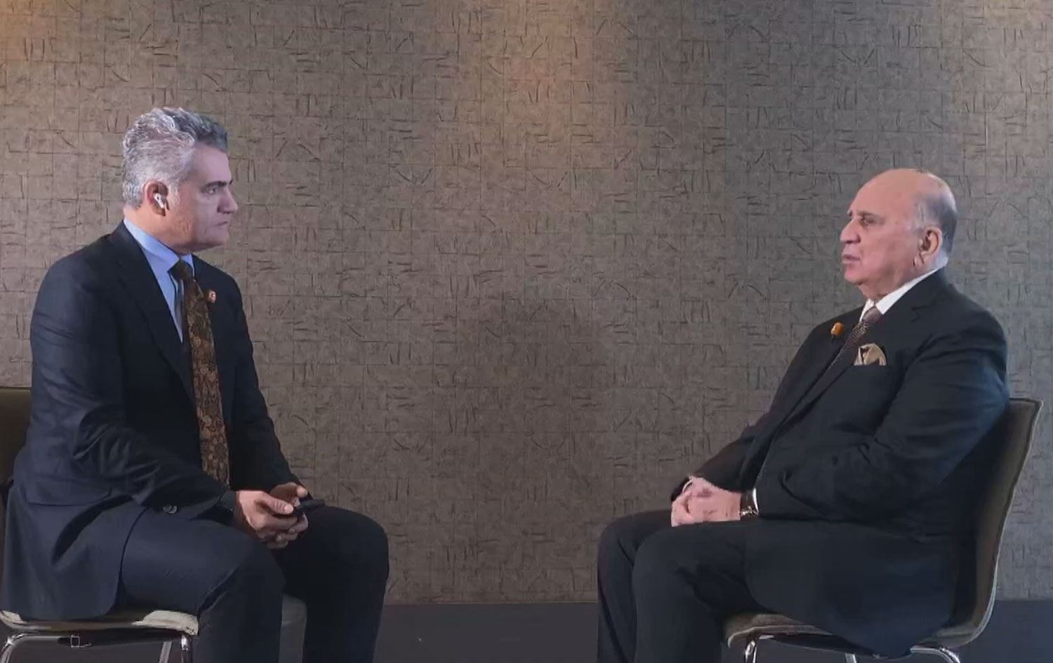 Irak Dışişleri Bakanı’ndan Kürt partilerine ‘diyalog’ çağrısı